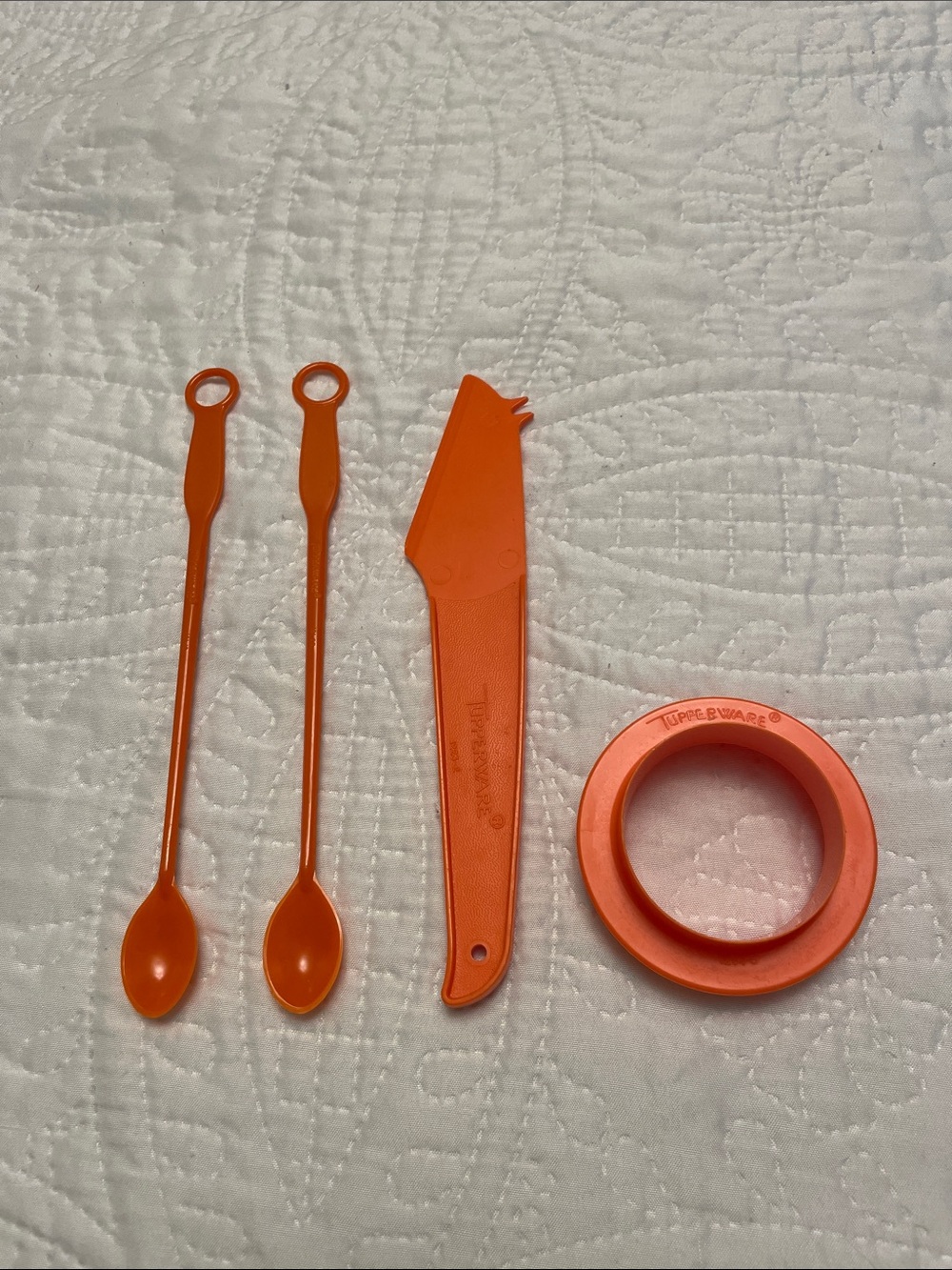 Set of 4 Vintage Tupperware ORANGE Color Kitchen Gadgets Spoons Knife & Cutter